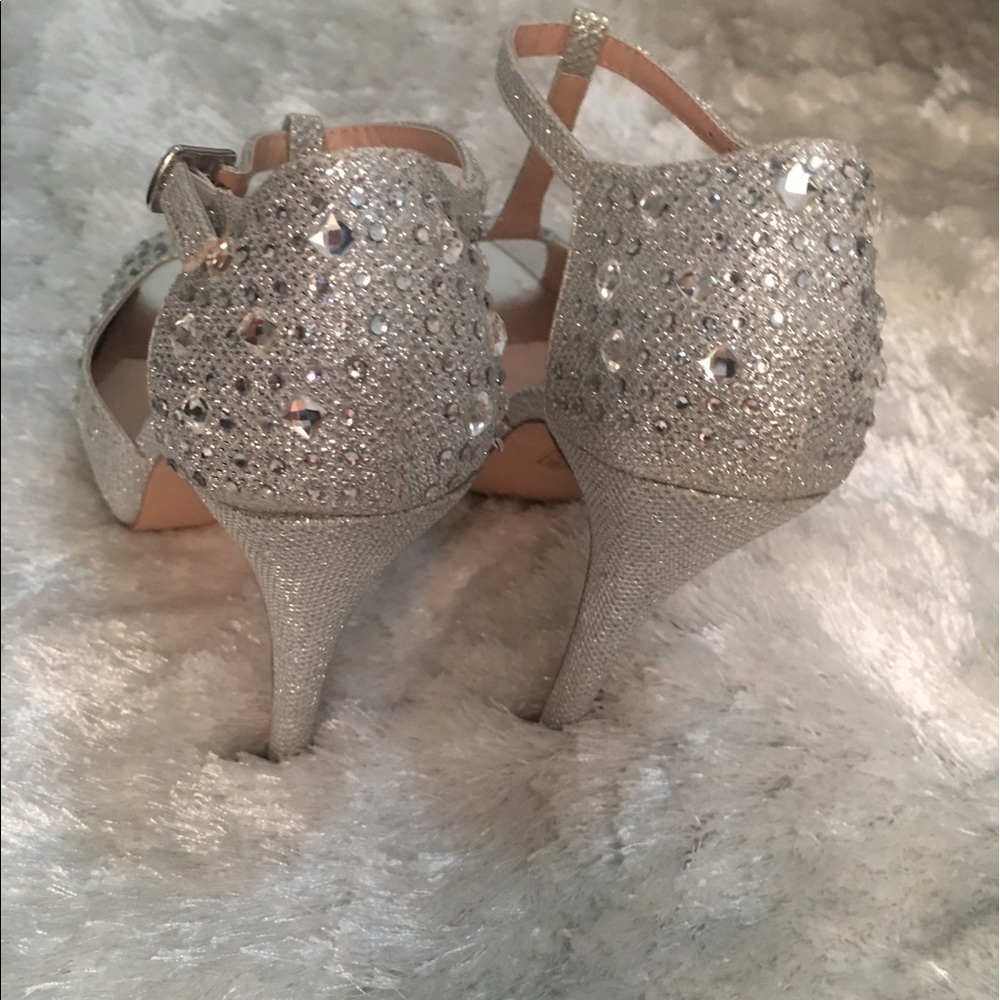 💎 Open Toe Rhinestone Pump💎 - Picture 3 of 5